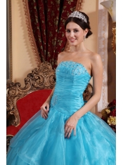 2013 Aqua Blue Strapless Organza Ball Gown With Beading Quinceanera Dress