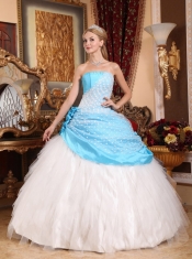 Beautiful Ball Gown Strapless Floor-length Taffeta and Tulle Hand Made Flowers Quinceanera Dress