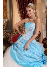 Beautiful Ball Gown Strapless Floor-length Taffeta and Tulle Hand Made Flowers Quinceanera Dress