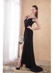 Black Column / Sheath V-neck Brush Train Chiffon Beading and Ruch Prom / Evening Dress