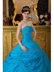 Blue Ball Gown Strapless Floor-length Appliques Taffeta Quinceanera Dress