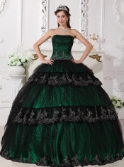 Dark Green Ball Gown Strapless Floor-length Taffeta and Tulle Appliques Quinceanera Dress