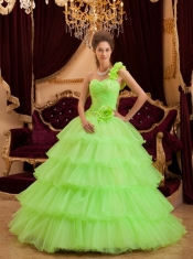 Lemon Green A-line / Princess One Shoulder Floor-length Ruch Quinceanera Dress