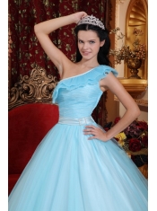 Light Blue A-line One Shoulder Floor-length Tulle Ruch Quinceanera Dress