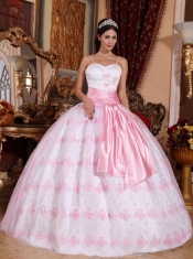 Light Pink Ball Gown Spaghetti Straps Floor-length Organza Embroidery Quinceanera Dress