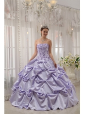 Lilac Ball Gown Strapless Floor-length Taffeta Appliques Sweet 16 Dress