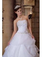 Pretty Ball Gown Strapless Floor-length Appliques Satin and Organza White Quinceanera Dress