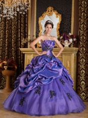 Purple A-Line / Princess Strapless Floor-length Organza Appliques Quinceanera Dress
