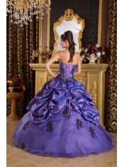 Purple A-Line / Princess Strapless Floor-length Organza Appliques Quinceanera Dress