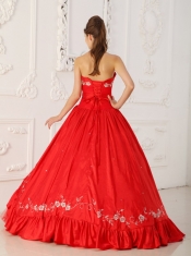 Red A-Line / Princess Sweetheart Floor-length Embroidery and Beading Quinceanera Dress