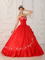 Red A-Line / Princess Sweetheart Floor-length Embroidery and Beading Quinceanera Dress