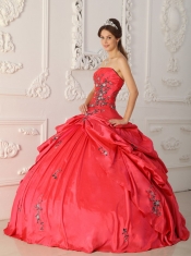 Red Ball Gown Strapless Floor-length Taffeta Appliques Quinceanera Dress