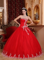 Red Ball Gown Strapless Floor-length Tulle Lace Appliques Quinceanera Dress