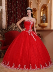 Red Ball Gown Strapless Floor-length Tulle Lace Appliques Quinceanera Dress