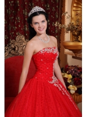 Red Ball Gown Strapless Floor-length Tulle Lace Appliques Quinceanera Dress