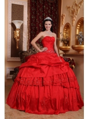 Red Ball Gown Sweetheart Floor-length Taffeta Beading and Appliques Quinceanera Dress