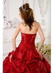 Red Ball Gown Sweetheart Floor-length Tafftea Appliques Quinceanera Dress