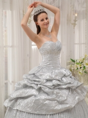 Silver Ball Gown Sweetheart Floor-length Appliques Quinceanera Dress