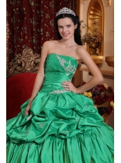 Spring Green Ball Gown Strapless Floor-length Taffeta Appliques Quinceanera Dress