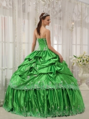 Spring Green Ball Gown Strapless Floor-length Taffeta Beading and Applique Quinceanera Dress