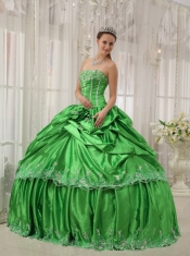 Spring Green Ball Gown Strapless Floor-length Taffeta Beading and Applique Quinceanera Dress