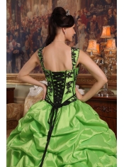 Spring Green Ball Gown Straps Floor-length Appliques Taffeta Quinceanera Dress