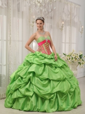 Spring Green Ball Gown Sweetheart Floor-length Taffeta Beading Pick-ups Quinceanera Dress