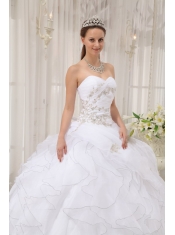 White Ball Gown Sweetheart Floor-length Organza Appliques Quinceanera Dress