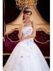 White A-Line / Princess Strapless Floor-length Organza Appliques Quinceanera Dress