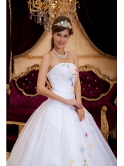 White A-Line / Princess Strapless Floor-length Organza Appliques Quinceanera Dress