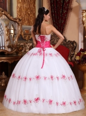 White Ball Gown Strapless Floor-length Taffeta and Tulle Appliques Quinceanera Dress