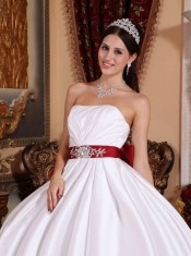 White Ball Gown Strapless Floor-length Taffeta Sashes/Ribbons Quinceanera Dress