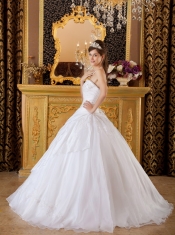 White Ball Gown Strapless Floor-length Tafftea and Tulle Appliques Quinceanera Dress