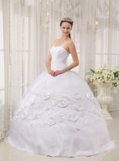 White Ball Gown Sweetheart Floor-length Organza Appliques Quinceanera Dress