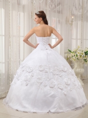 White Ball Gown Sweetheart Floor-length Organza Appliques Quinceanera Dress