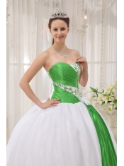 White Ball Gown Sweetheart Floor-length Organza Embroidery Quinceanera Dress