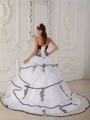 White Ball Gown Sweetheart Floor-length Satin and Organza Quinceanera Dress