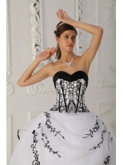 White Ball Gown Sweetheart Floor-length Satin and Organza Quinceanera Dress