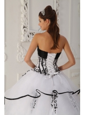 White Ball Gown Sweetheart Floor-length Satin and Organza Quinceanera Dress