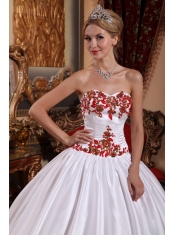 White Ball Gown Sweetheart Floor-length Taffeta Appliques Quinceanera Dress