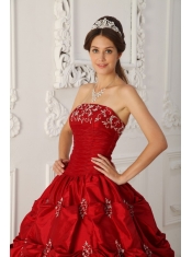 Wine Red Ball Gown Strapless Floor-length Taffeta Appliques and Beading Quinceanera Dress