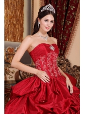 Wine Red Ball Gown Strapless Floor-length Taffeta Appliques Quinceanera Dress