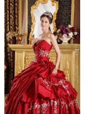 Wine Red Ball Gown Strapless Floor-length Taffeta Appliques Sweet 16 Dress