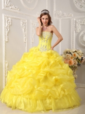 Yellow Ball Gown Strapless Floor-length Organza Beading Quinceanera Dress