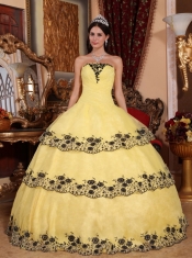 Yellow Ball Gown Strapless Floor-length Organza Lace Appliques Quinceanera Dress Yellow Ball Gown Strapless Floor-length Organza Lace Appliques Quinceanera Dress