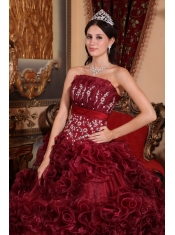 Burgundy Ball Gown Strapless Floor-length Organza Appliques Quinceanera Dress