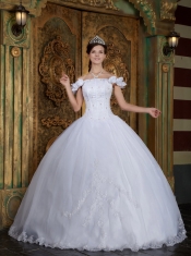 White Ball Gown Off The Shoulder Floor-length Organza Appliques Quinceanera Dress