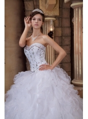 White Ball Gown Sweetheart Floor-length Organza Beading Quinceanera Dress