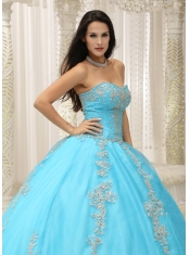 Sweetheart Appliques and Beaded Decorate Quinceanera Dress