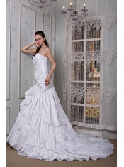 Prom Dress Luxurious A-line Sweetheart Brush Train Taffeta Appliques
